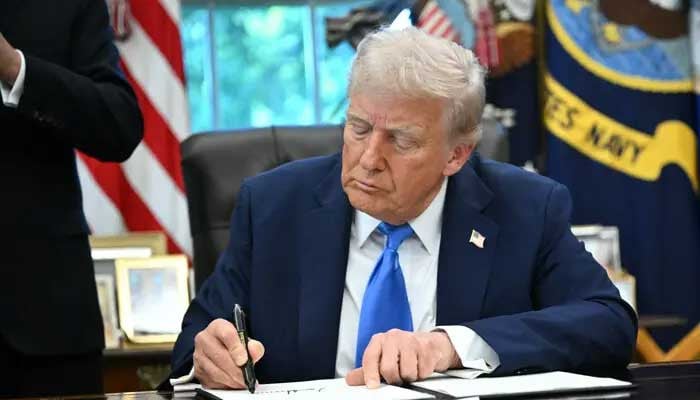 Dismay, confusion among H-1B workers;Trump’s order triggers rush to US